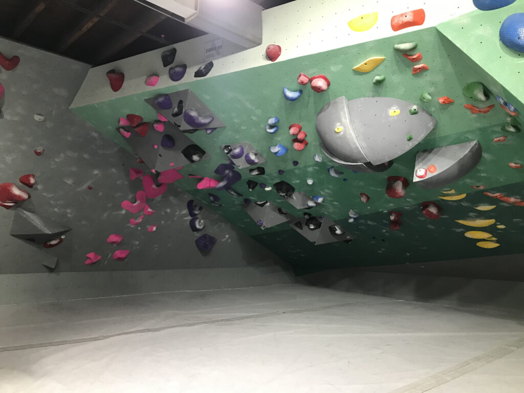 The 60 (The Cave)